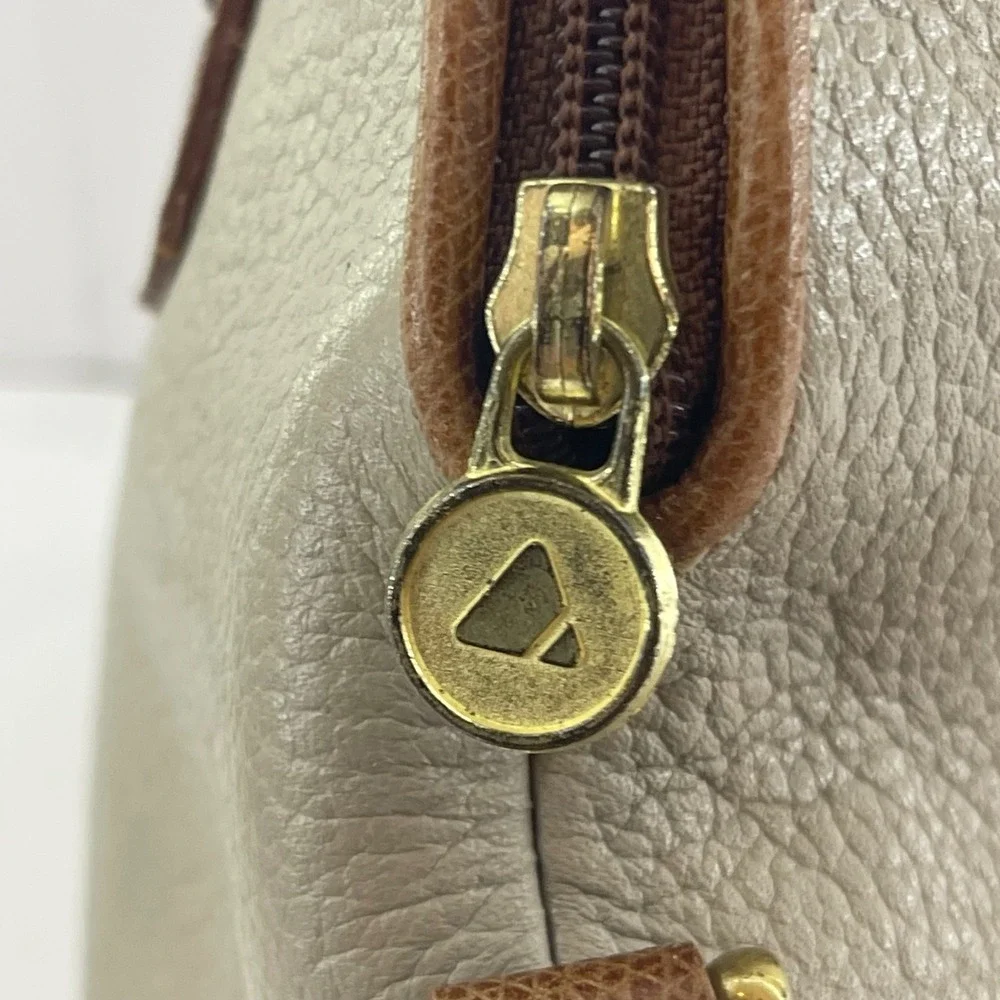 Vintage Liz Claiborne Crossbody Satchel Bag Medium Beige Tan Leather 90s Minimal